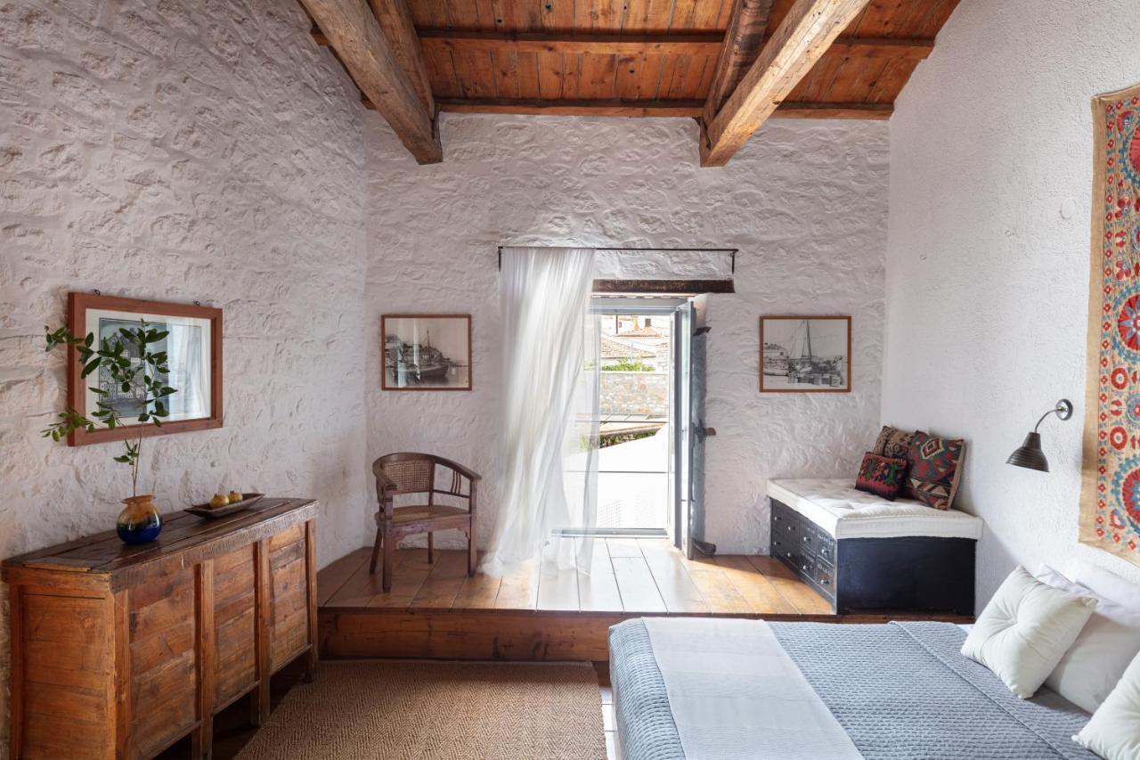 Bratsera Boutique Hotel Hydra  Exteriör bild