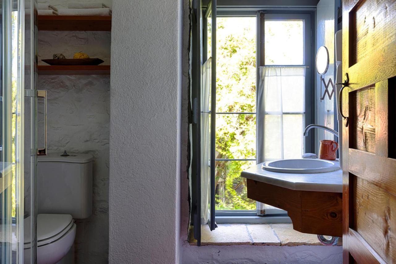 Bratsera Boutique Hotel Hydra  Exteriör bild